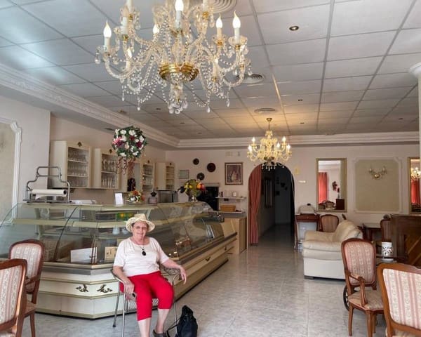 1 quarto Comercial para venda em El Moncayo, Guardamar del Segura - 405 000 € (Ref: 10031038)