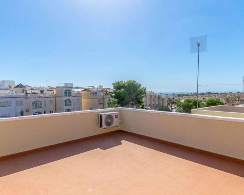 3 camera da letto Villa in vendita in Villamartin con piscina - 295.000 € (Rif: 10031119)
