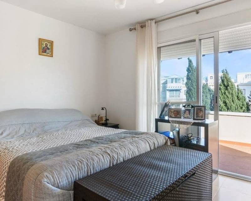 3 camera da letto Villa in vendita in Villamartin con piscina - 295.000 € (Rif: 10031119)