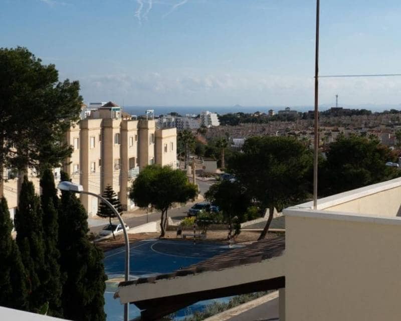 3 camera da letto Villa in vendita in Villamartin con piscina - 295.000 € (Rif: 10031119)