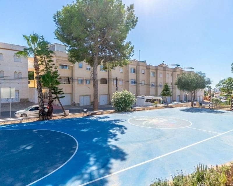 3 camera da letto Villa in vendita in Villamartin con piscina - 295.000 € (Rif: 10031119)