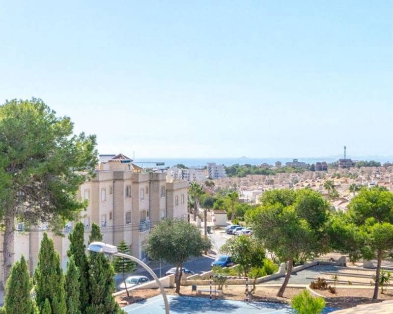 3 camera da letto Villa in vendita in Villamartin con piscina - 295.000 € (Rif: 10031119)