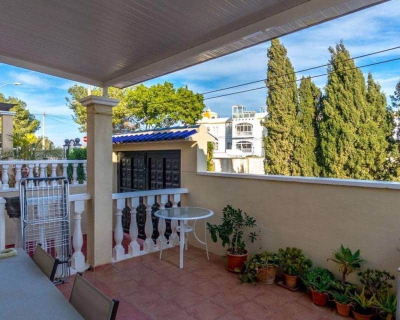 3 camera da letto Villa in vendita in Villamartin con piscina - 295.000 € (Rif: 10031119)