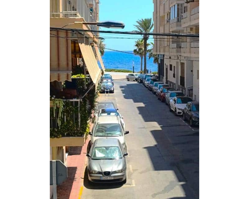 3 bedroom Apartment for sale in Torrevieja - € 209,000 (Ref: 10031200)