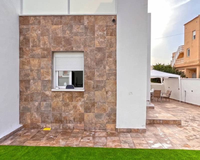 2 slaapkamer Huis te koop in Playa Flamenca - € 219.000 (Ref: 10031202)