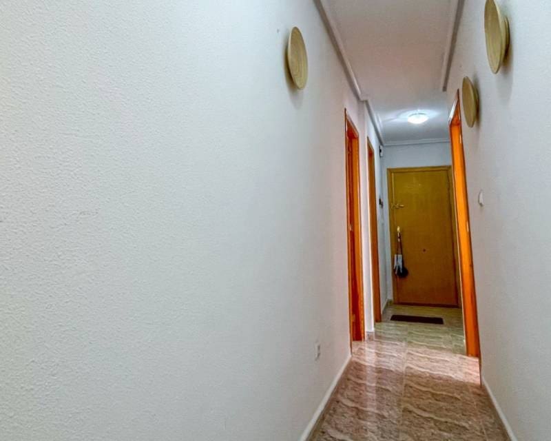 3 bedroom Apartment for sale in Torrevieja - € 188,000 (Ref: 10031277)