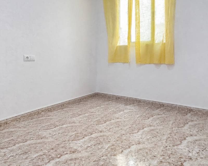 3 bedroom Apartment for sale in Torrevieja - € 188,000 (Ref: 10031277)