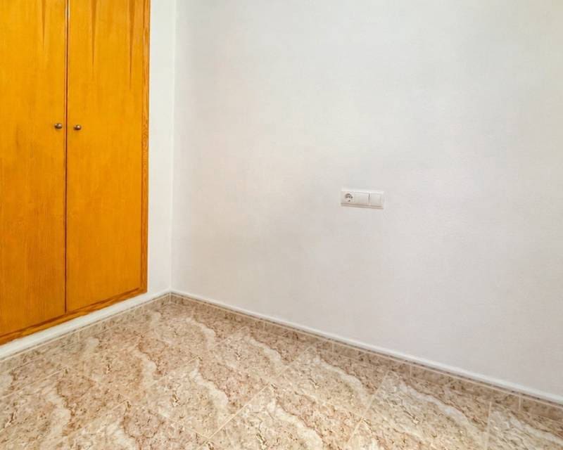 3 bedroom Apartment for sale in Torrevieja - € 188,000 (Ref: 10031277)