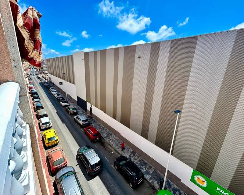1 slaapkamer Appartement te koop in Torrevieja met zwembad - € 149.000 (Ref: 10032438)
