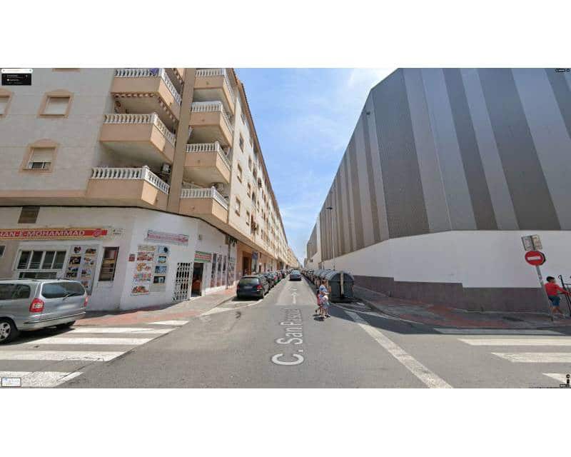 1 slaapkamer Appartement te koop in Torrevieja met zwembad - € 149.000 (Ref: 10032438)