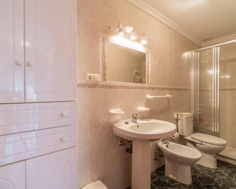 5 Zimmer Reihenhaus zu verkaufen in Playa Flamenca mit Pool - 240.000 € (Ref: 10032526)