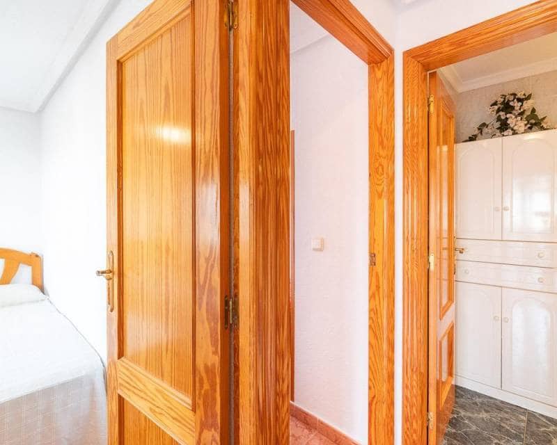 5 Zimmer Reihenhaus zu verkaufen in Playa Flamenca mit Pool - 240.000 € (Ref: 10032526)