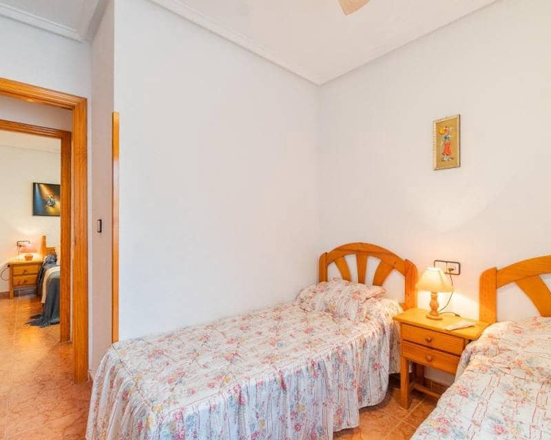5 Zimmer Reihenhaus zu verkaufen in Playa Flamenca mit Pool - 240.000 € (Ref: 10032526)