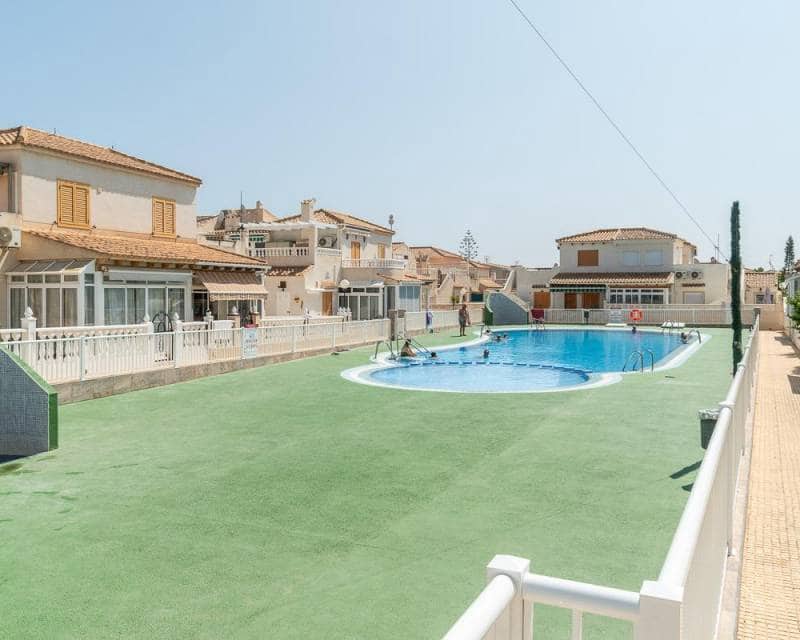 5 Zimmer Reihenhaus zu verkaufen in Playa Flamenca mit Pool - 240.000 € (Ref: 10032526)