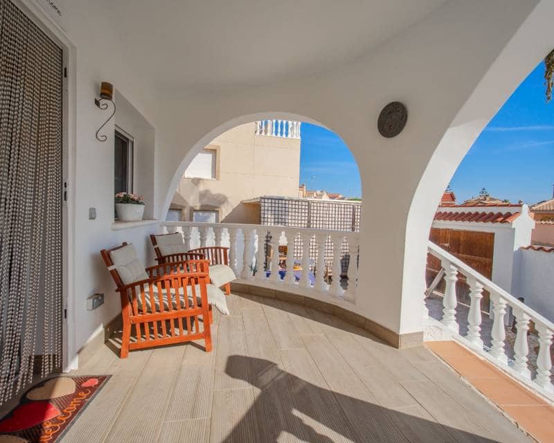 2 Zimmer Villa zu verkaufen in Ciudad Quesada mit Pool - 225.000 € (Ref: 10032528)