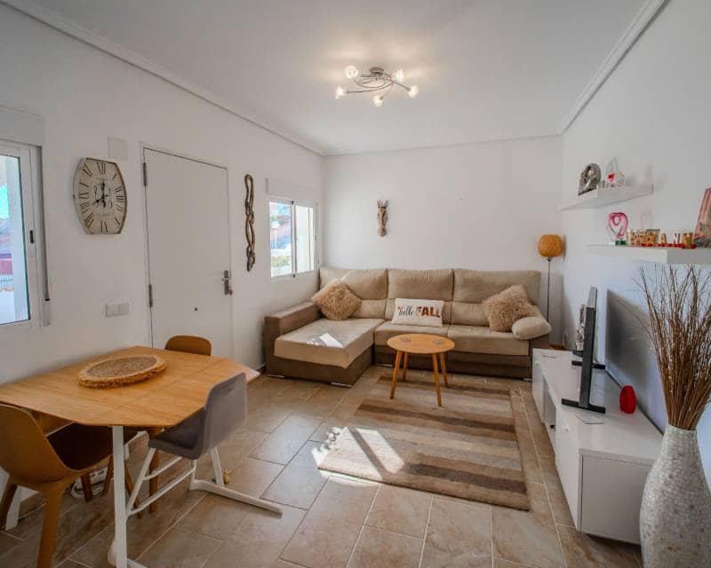 2 Zimmer Villa zu verkaufen in Ciudad Quesada mit Pool - 225.000 € (Ref: 10032528)