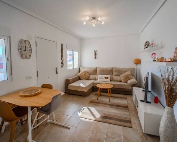 2 makuuhuone Huvila myytävänä paikassa Ciudad Quesada, Rojales mukana uima-altaan - 225 000 € (Ref: 10032528)
