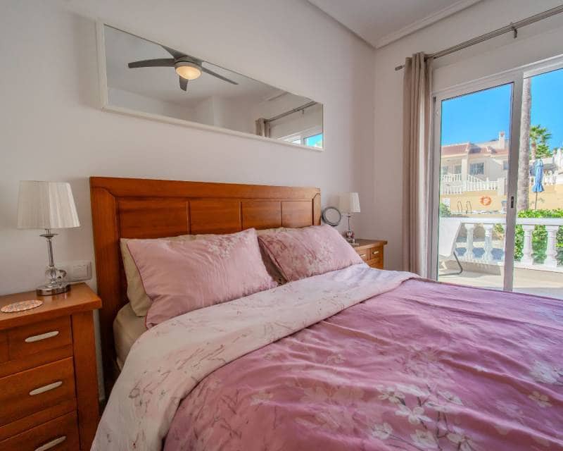 2 Zimmer Villa zu verkaufen in Ciudad Quesada mit Pool - 225.000 € (Ref: 10032528)