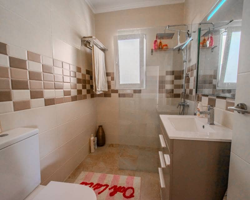 2 Zimmer Villa zu verkaufen in Ciudad Quesada mit Pool - 225.000 € (Ref: 10032528)