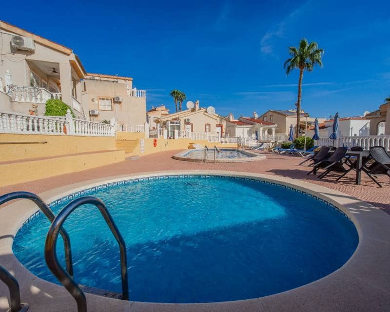 2 Zimmer Villa zu verkaufen in Ciudad Quesada mit Pool - 225.000 € (Ref: 10032528)