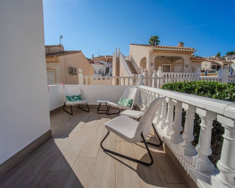 2 Zimmer Villa zu verkaufen in Ciudad Quesada mit Pool - 225.000 € (Ref: 10032528)