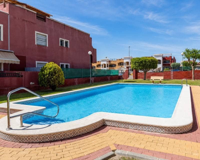 2 slaapkamer Huis te koop in Los Altos met zwembad - € 183.000 (Ref: 10033108)
