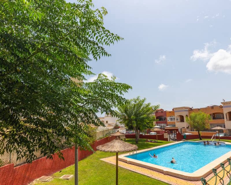 2 slaapkamer Huis te koop in Los Altos met zwembad - € 249.000 (Ref: 10033109)
