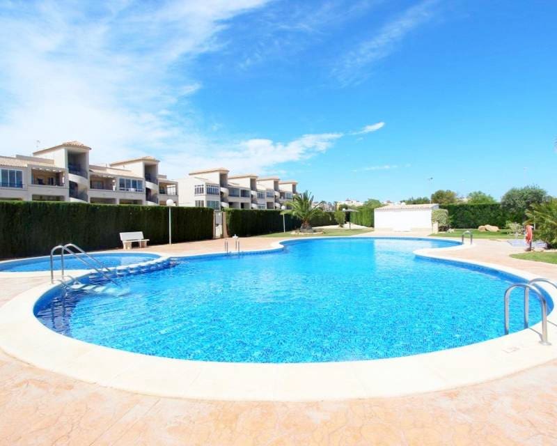 2 quarto Apartamento para venda em Orihuela Costa com piscina - 149 000 € (Ref: 10033111)