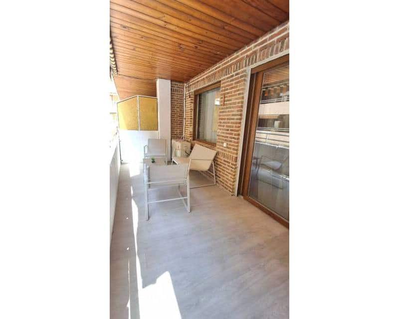 2 bedroom Beach Apartment for sale in Torrevieja - € 249,900 (Ref: 10033206)