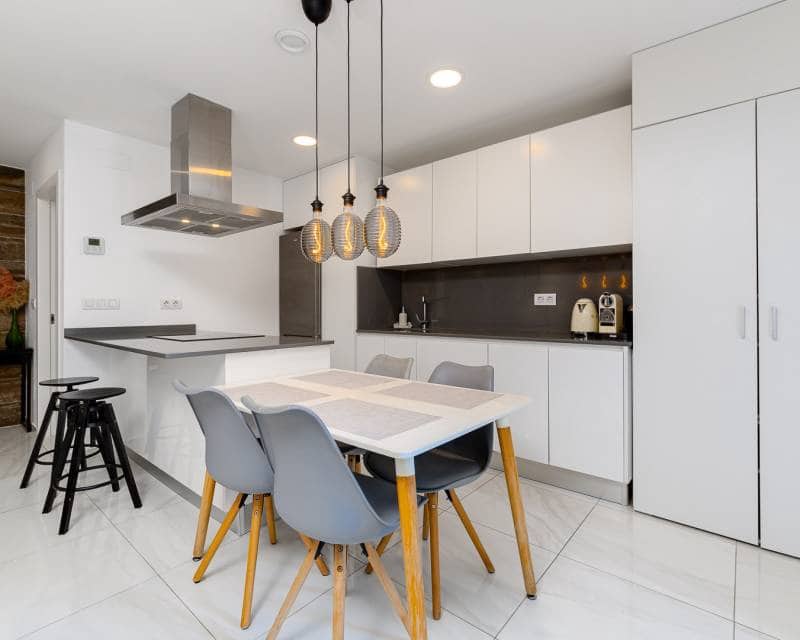 3 sovrum Hus till salu i Filipinas med pool - 325 000 € (Ref: 10033207)