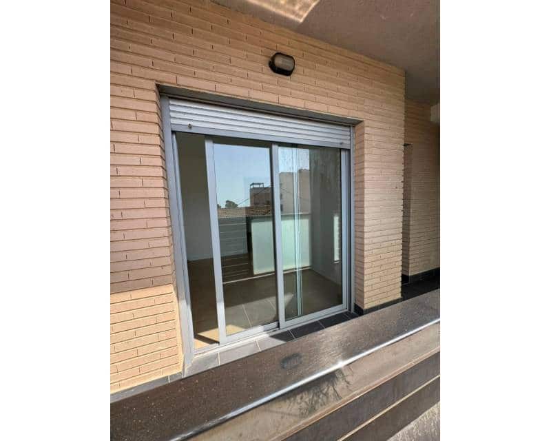 Apartamento de 5 habitaciones en Torrevieja en venta - 169.000 € (Ref: 10033274)