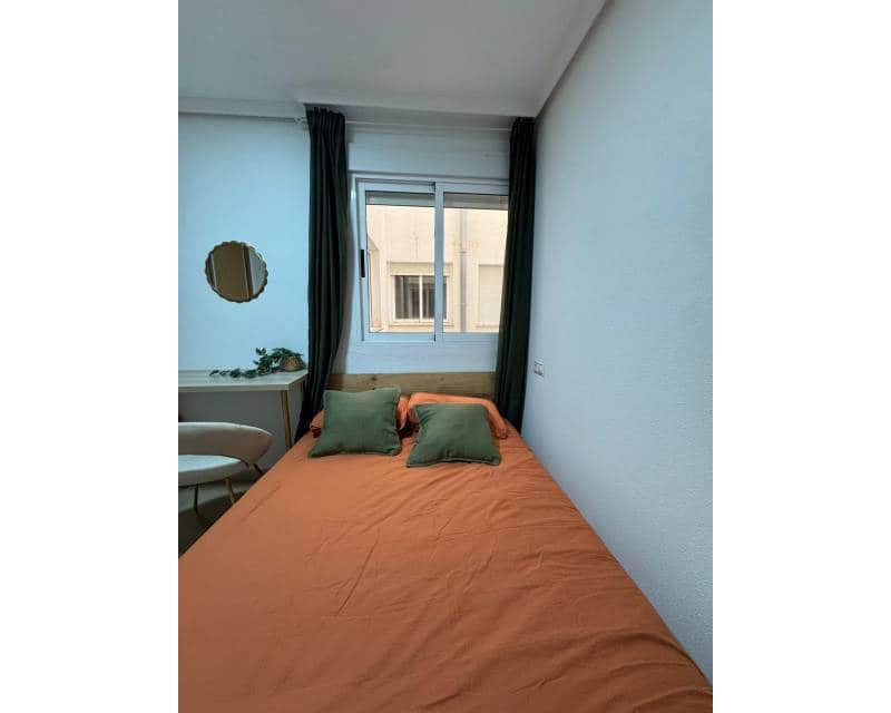 Apartamento de 5 habitaciones en Torrevieja en venta - 169.000 € (Ref: 10033274)