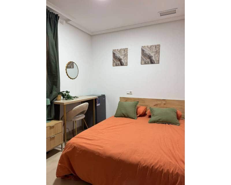 Apartamento de 5 habitaciones en Torrevieja en venta - 169.000 € (Ref: 10033274)