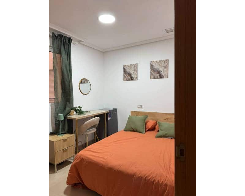 Apartamento de 5 habitaciones en Torrevieja en venta - 169.000 € (Ref: 10033274)