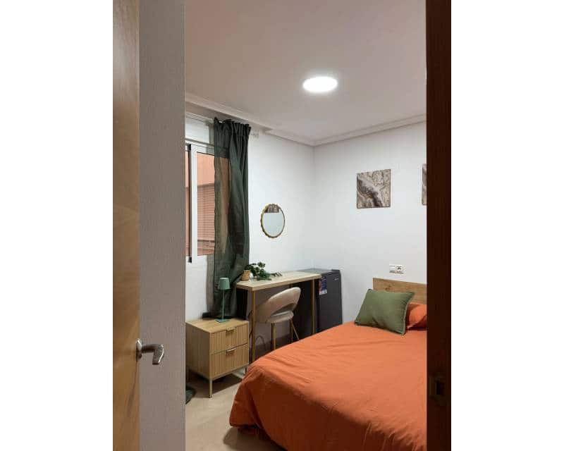 Apartamento de 5 habitaciones en Torrevieja en venta - 169.000 € (Ref: 10033274)