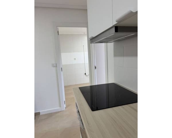 Apartamento de 5 habitaciones en Puerto Deportivo, Torrevieja en venta - 169.000 € (Ref: 10033274)