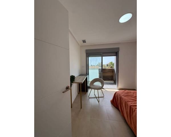 Apartamento de 5 habitaciones en Puerto Deportivo, Torrevieja en venta - 169.000 € (Ref: 10033274)