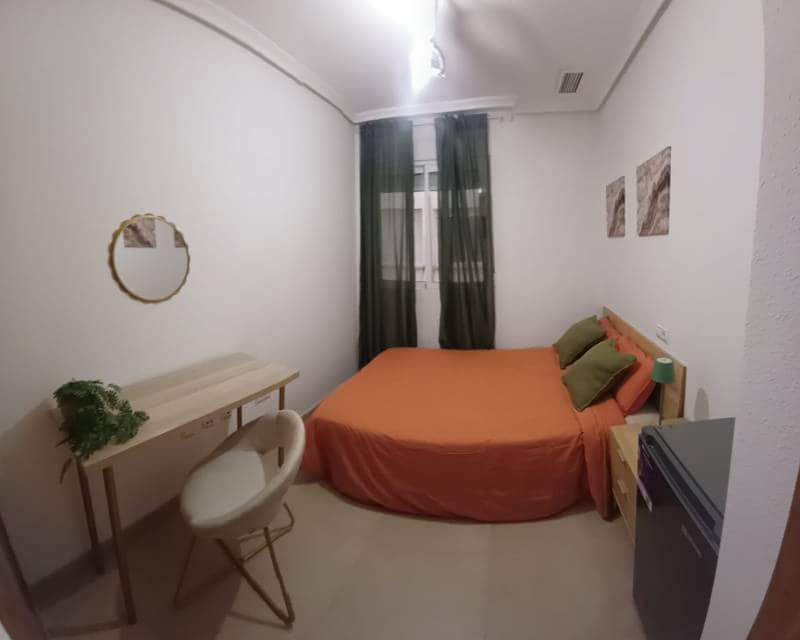 Apartamento de 5 habitaciones en Torrevieja en venta - 169.000 € (Ref: 10033274)