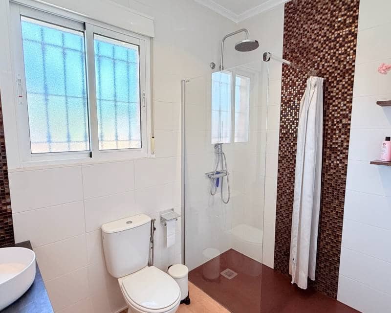 3 makuuhuone Huvila myytävänä paikassa Catral - 430 000 € (Ref: 10033277)