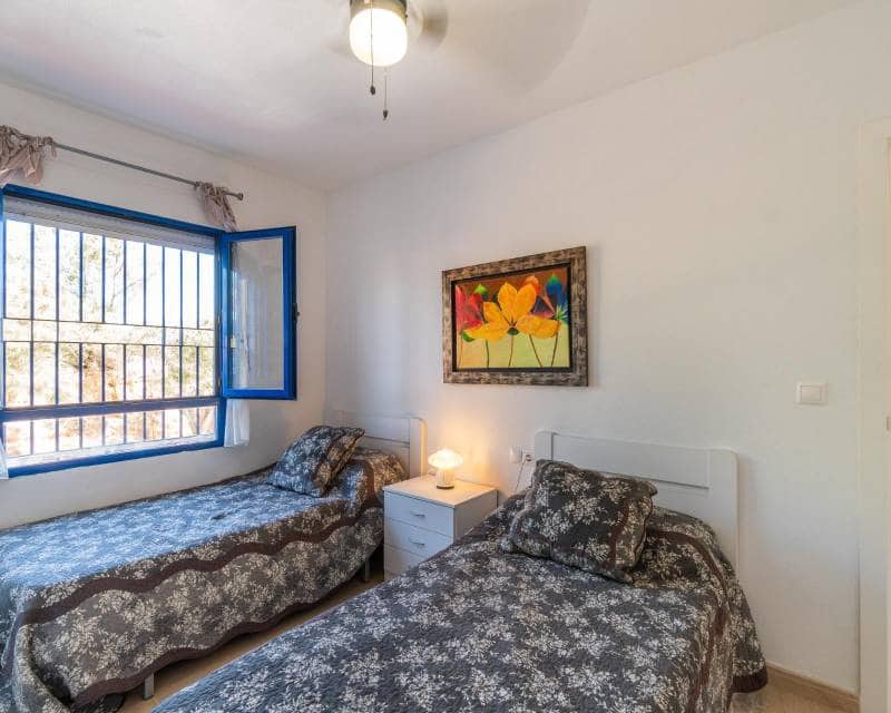Apartamento de 2 habitaciones en Orihuela Costa en venta con piscina - 215.000 € (Ref: 10034250)