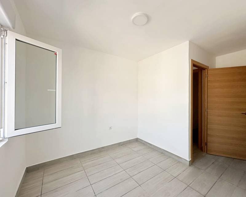 2 soverom Leilighet til salgs i Torrevieja - € 149 900 (Ref: 10034346)