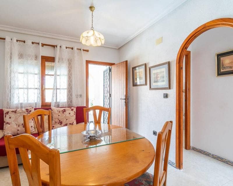 1 chambre Appartement à vendre à Torrevieja avec piscine - 149 000 € (Ref: 10034347)