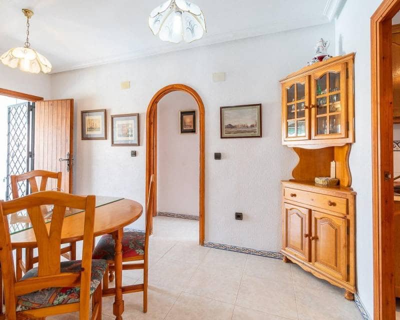 1 chambre Appartement à vendre à Torrevieja avec piscine - 149 000 € (Ref: 10034347)