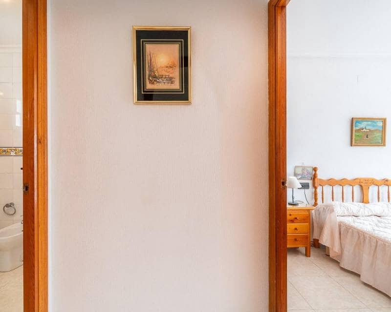 1 chambre Appartement à vendre à Torrevieja avec piscine - 149 000 € (Ref: 10034347)