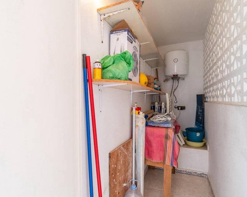 1 chambre Appartement à vendre à Torrevieja avec piscine - 149 000 € (Ref: 10034347)