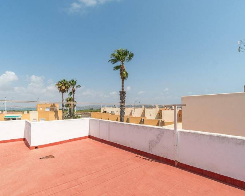 1 chambre Appartement à vendre à Torrevieja avec piscine - 149 000 € (Ref: 10034347)