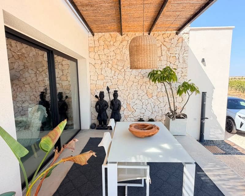 5 Zimmer Villa zu verkaufen in Pinoso mit Pool - 679.000 € (Ref: 10034348)