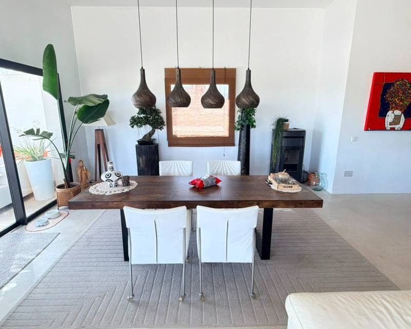 5 Zimmer Villa zu verkaufen in Pinoso mit Pool - 679.000 € (Ref: 10034348)