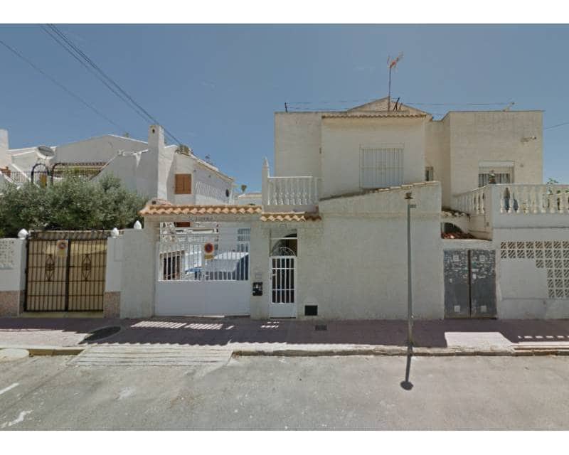3 soveværelse Byhus til salg i Torrevieja - € 219.000 (Ref: 10034349)