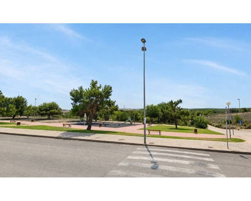 2 bedroom Townhouse for sale in Torrevieja with pool - € 162,500 (Ref: 10034422)